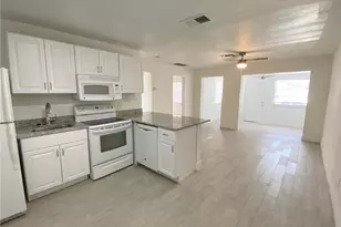 317 Tarpon Dr, Cape Coral, FL 33904 - Photo 8