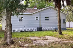 2371 Lafayette St, Fort Myers, FL 33901 - Photo 2