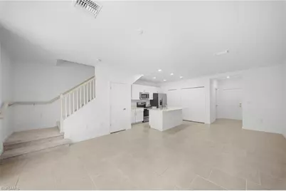 14191 Oviedo Pl, Fort Myers, FL 33905 - Photo 6
