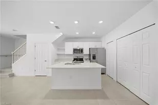 14191 Oviedo Pl, Fort Myers, FL 33905 - Photo 4