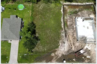 897 Barcia St E, Lehigh Acres, FL 33974 - Photo 2