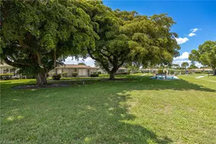 5586 Pendlewood Ln, Fort Myers, FL 33919 - Photo 22