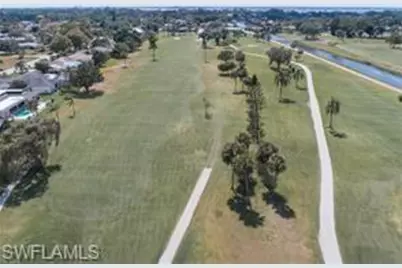 5586 Pendlewood Ln, Fort Myers, FL 33919 - Photo 38