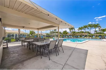 5586 Pendlewood Ln, Fort Myers, FL 33919 - Photo 32