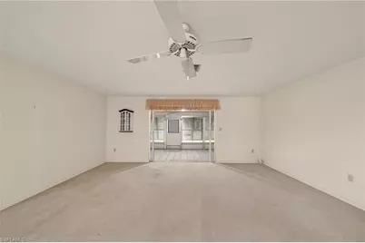 5586 Pendlewood Ln, Fort Myers, FL 33919 - Photo 10