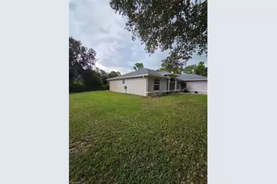 1025 Iris St E, Lehigh Acres, FL 33974 - Photo 6
