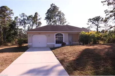 1066 Barnett St E, Lehigh Acres, FL 33974 - Photo 2