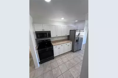 1066 Barnett St E, Lehigh Acres, FL 33974 - Photo 6