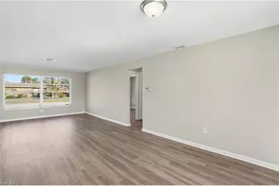 312 Hollywood St, Lehigh Acres, FL 33936 - Photo 14