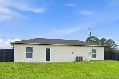 707 Sawyer St, Lehigh Acres, FL 33974 - Photo 32