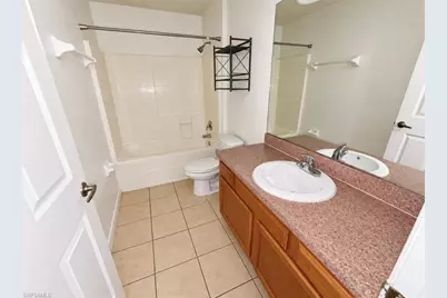 822 Diplomat Pkwy E, Cape Coral, FL 33909 - Photo 8