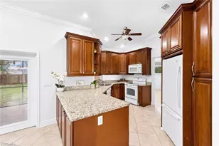 1121 NW 9th St, Cape Coral, FL 33993 - Photo 2