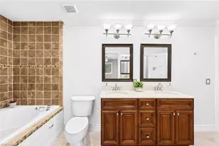 1121 NW 9th St, Cape Coral, FL 33993 - Photo 14
