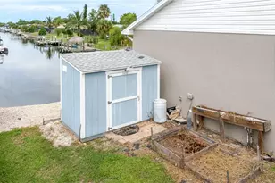 1520 SE 15th Pl, Cape Coral, FL 33990 - Photo 38