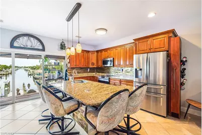 1520 SE 15th Pl, Cape Coral, FL 33990 - Photo 14