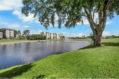 9900 Sunset Cove Ln #117, Fort Myers, FL 33919 - Photo 22