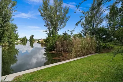 2217 SW 7th Pl, Cape Coral, FL 33991 - Photo 2