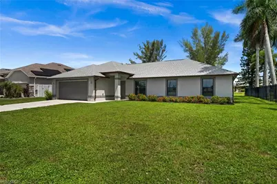 2217 SW 7th Pl, Cape Coral, FL 33991 - Photo 4