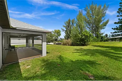 2217 SW 7th Pl, Cape Coral, FL 33991 - Photo 30