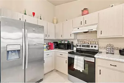 417 Trafalgar Pkwy, Cape Coral, FL 33991 - Photo 10