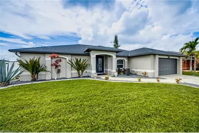 816 SW 28th Ter, Cape Coral, FL 33914 - Photo 2