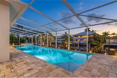 8 Palmview Blvd, Fort Myers Beach, FL 33931 - Photo 22
