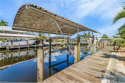 8 Palmview Blvd, Fort Myers Beach, FL 33931 - Photo 26