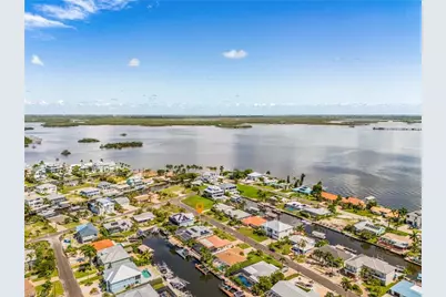 8 Palmview Blvd, Fort Myers Beach, FL 33931 - Photo 38