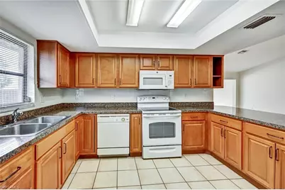 4707 SW 8th Pl, Cape Coral, FL 33914 - Photo 14