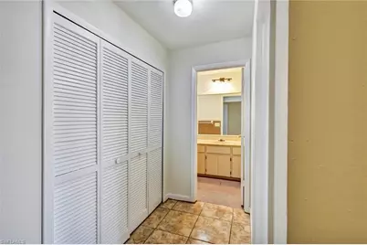 4707 SW 8th Pl, Cape Coral, FL 33914 - Photo 12