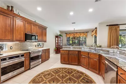 12644 Astor Pl, Fort Myers, FL 33913 - Photo 12