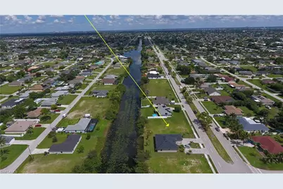 707 Gleason Pkwy, Cape Coral, FL 33914 - Photo 8