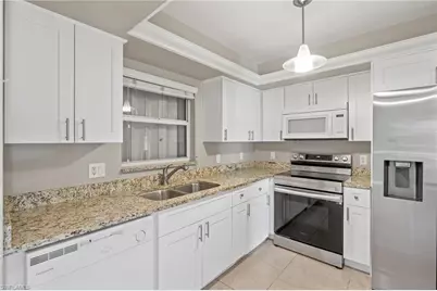 206 SE 1st Pl, Cape Coral, FL 33990 - Photo 6