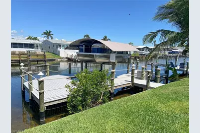 17521 Primrose Ct, Fort Myers Beach, FL 33931 - Photo 30