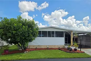 613 Friendly Pl, North Fort Myers, FL 33917 - Photo 1