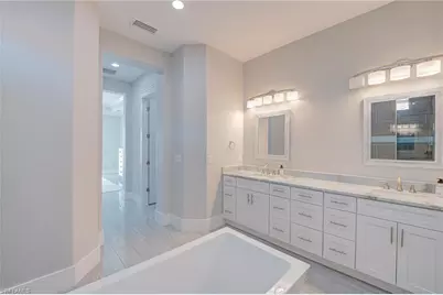 3117 SW 26th Pl, Cape Coral, FL 33914 - Photo 18