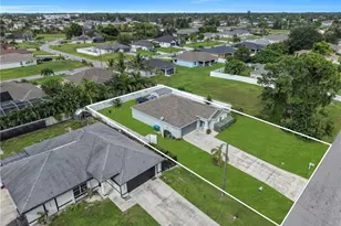 1925 NE 33rd Ln, Cape Coral, FL 33909 - Photo 36