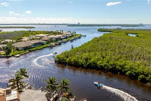 2828 SW 36th St, Cape Coral, FL 33914 - Photo 6