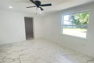 1119 Vineyard Pl, Lehigh Acres, FL 33936 - Photo 6