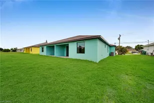 2036 Andalusia Blvd, Cape Coral, FL 33909 - Photo 30