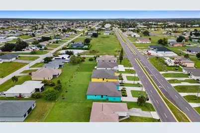 2036 Andalusia Blvd, Cape Coral, FL 33909 - Photo 34