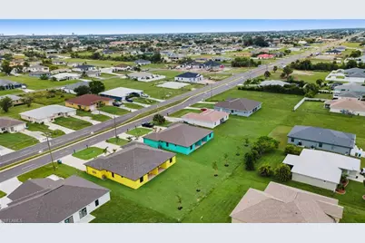 2102 Andalusia Blvd, Cape Coral, FL 33909 - Photo 32
