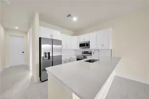 2102 Andalusia Blvd, Cape Coral, FL 33909 - Photo 10