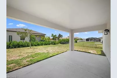 202 NW 25th Pl, Cape Coral, FL 33993 - Photo 8