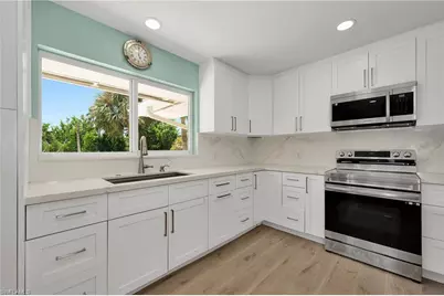 5885 Pine Tree Dr, Sanibel, FL 33957 - Photo 20