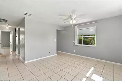 7 Dutch Iris Ln, Lehigh Acres, FL 33936 - Photo 10