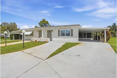 7 Dutch Iris Ln, Lehigh Acres, FL 33936 - Photo 2