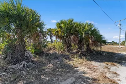 3225 59th St W, Lehigh Acres, FL 33971 - Photo 12