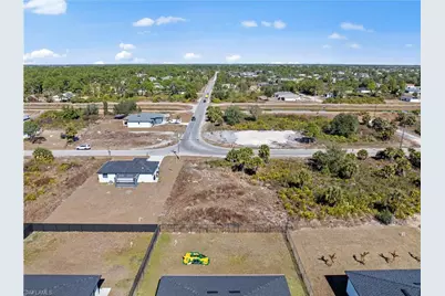 3225 59th St W, Lehigh Acres, FL 33971 - Photo 8