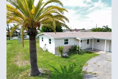 160 Francis Dr NE, Port Charlotte, FL 33952 - Photo 2